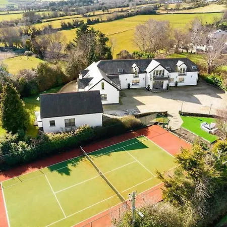 Winton Grove Kilmacanoge